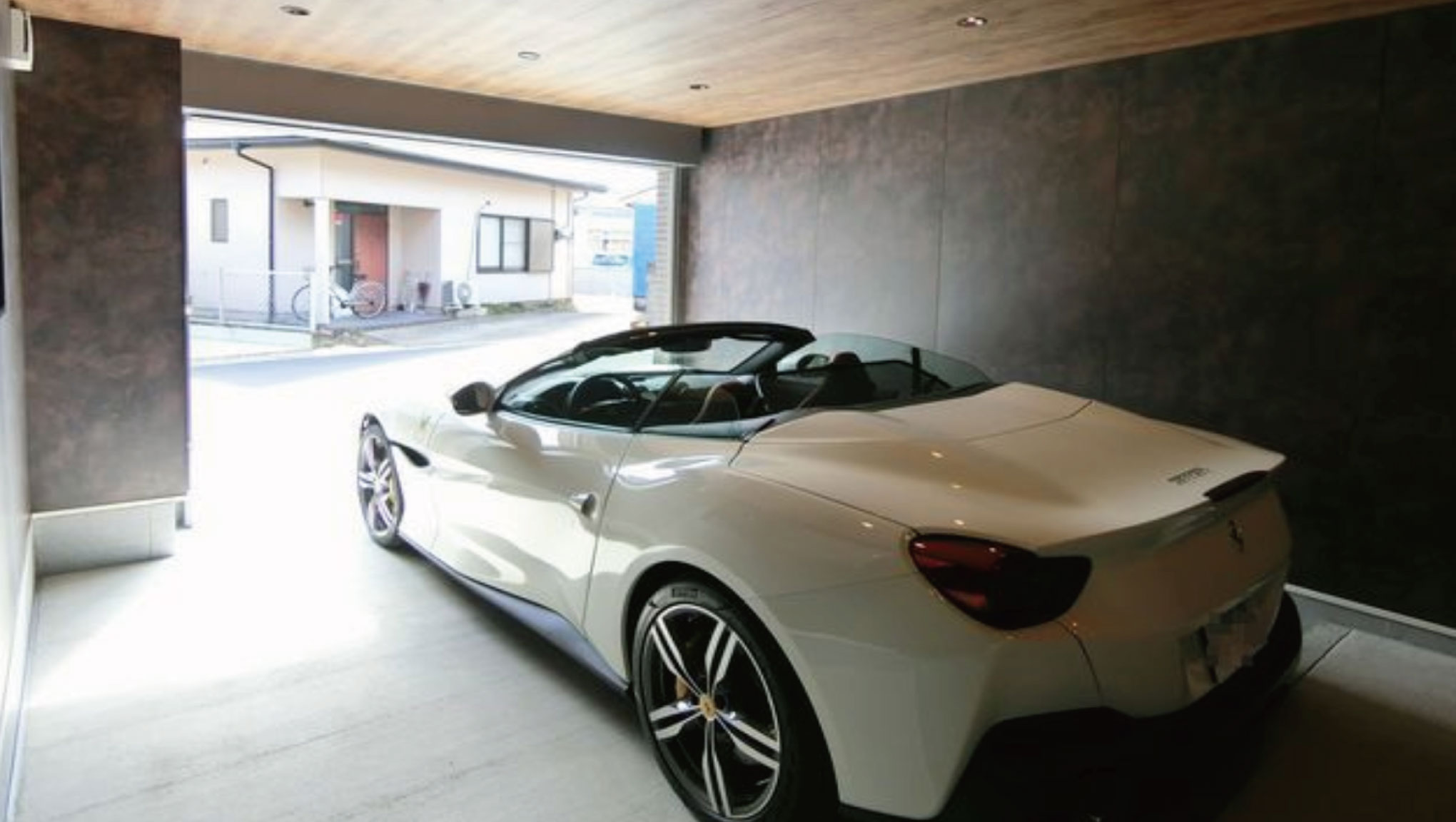 101号室 ガレージ