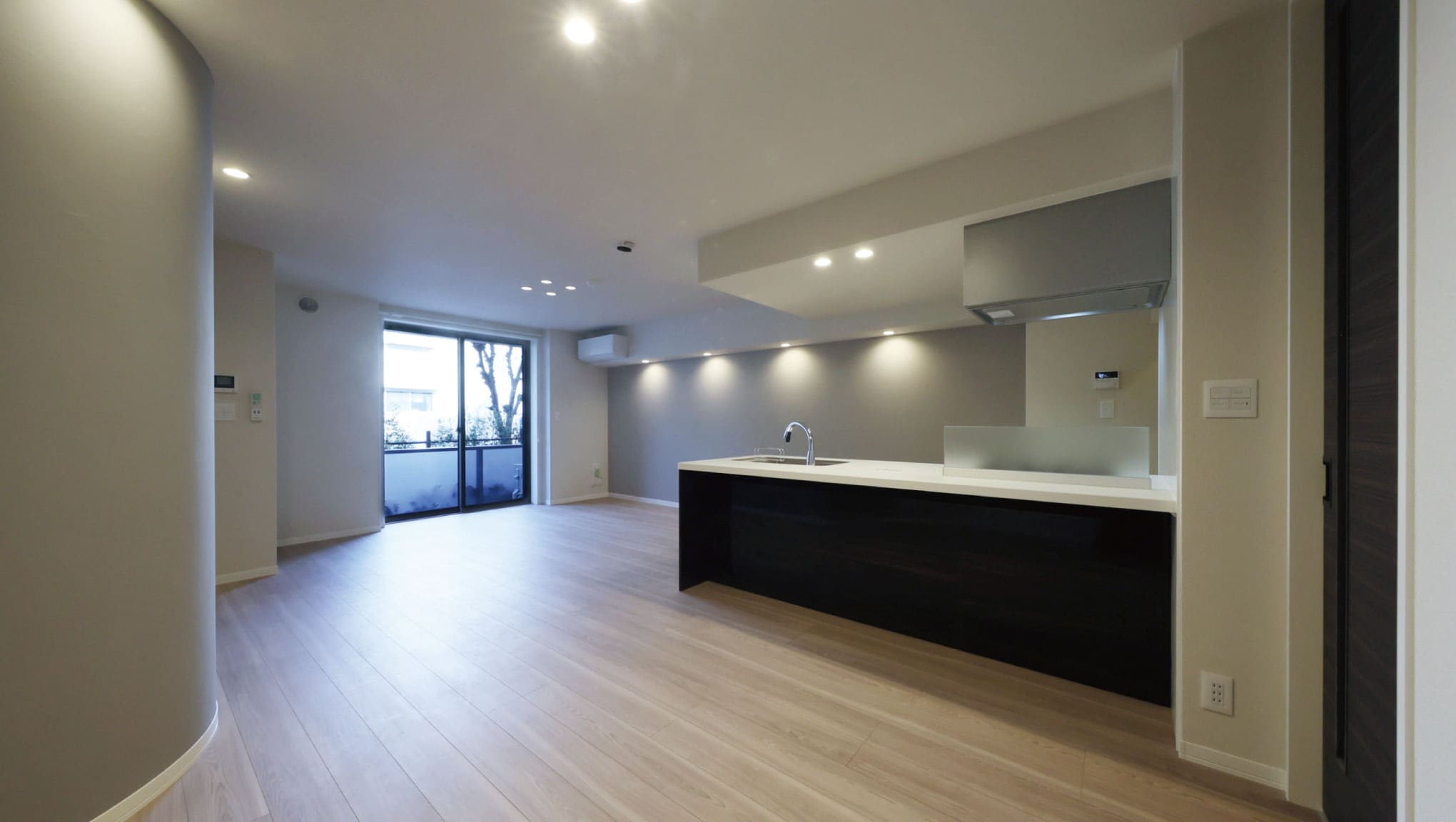 101号室 Living Dining Kitchen