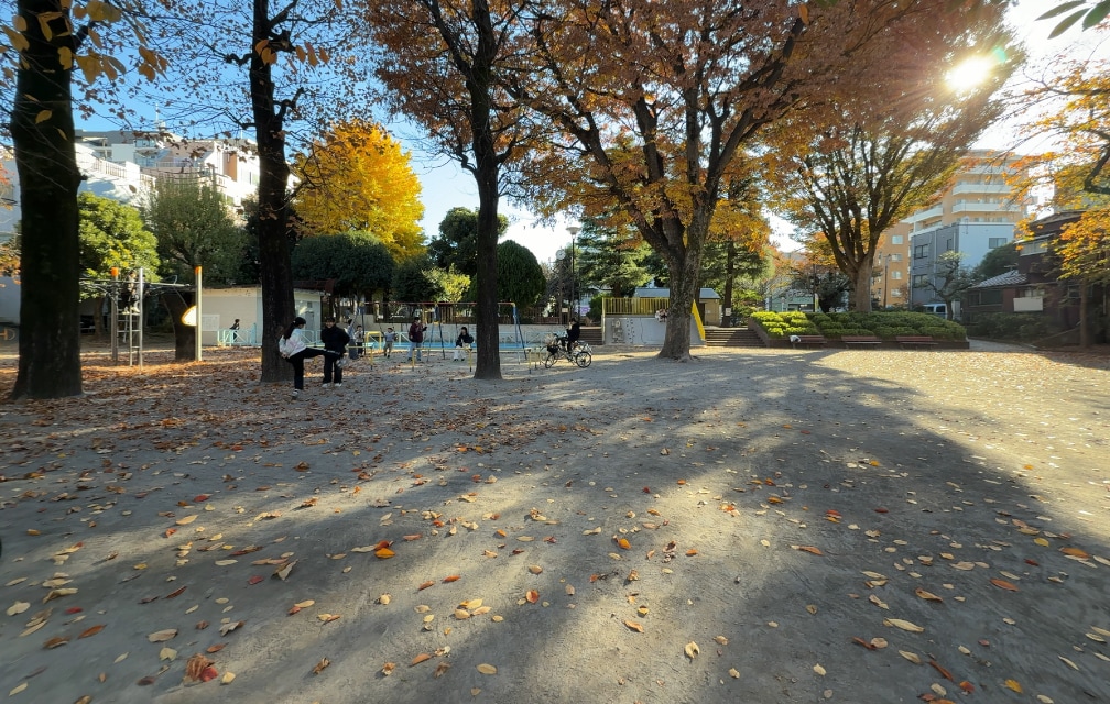 中野区立栄町公園