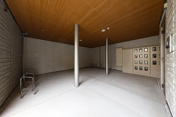 屋根付（屋内）駐輪場