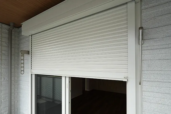 シャッター雨戸