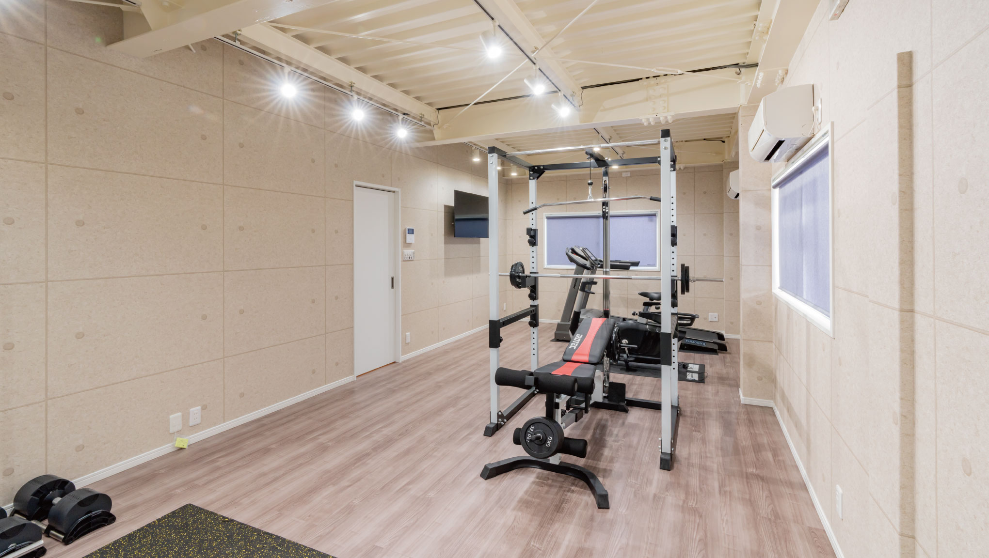 エントランスラウンジ